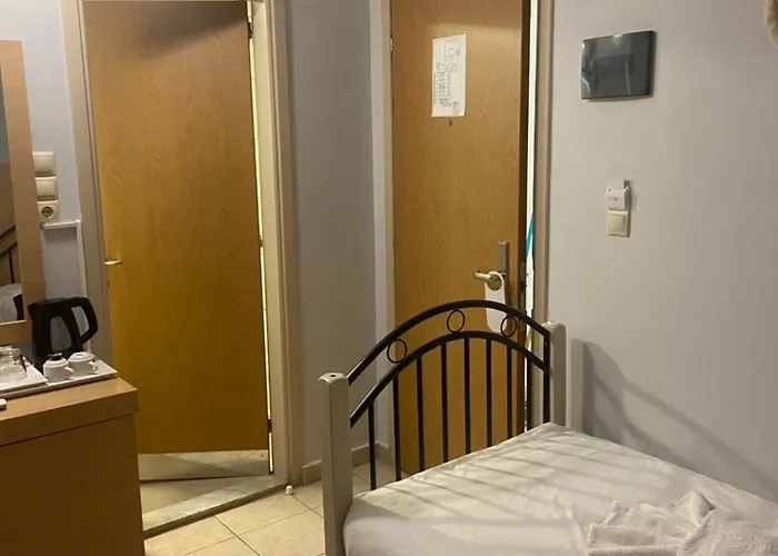 Sunstone Готель 3*